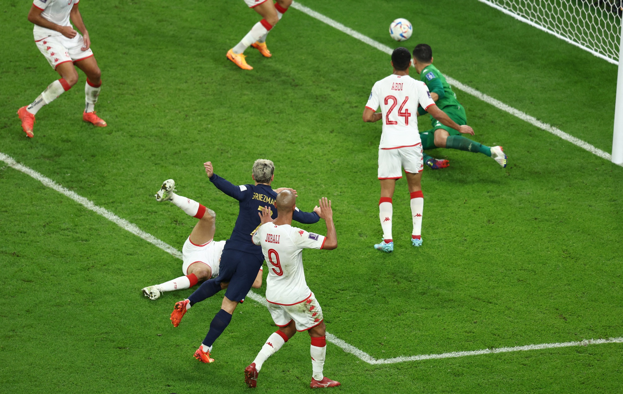 Pháp khiếu nại FIFA về bàn thắng của Antoine Griezmann - Ảnh 2.