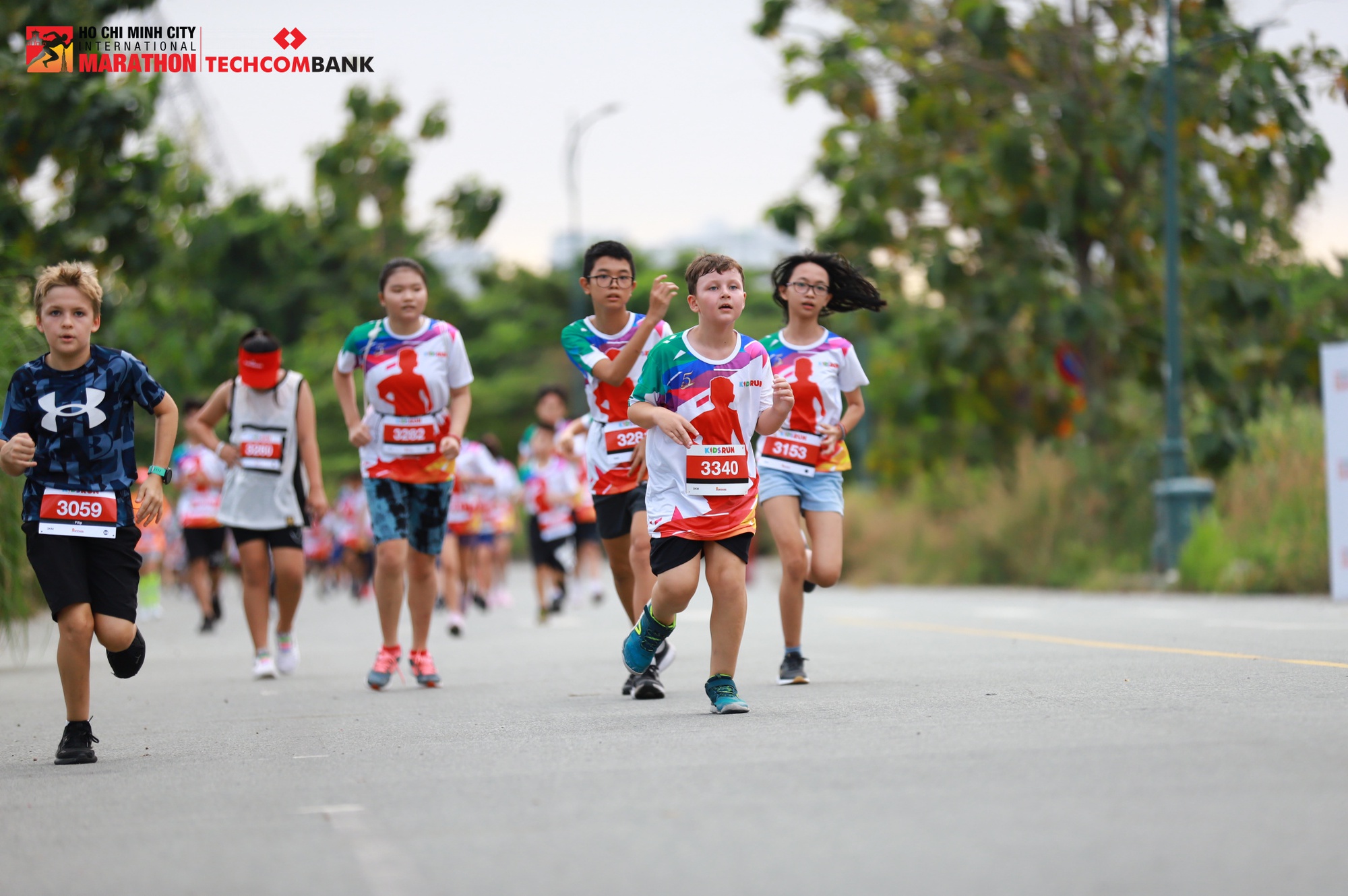 Gần 12.000 người tham gia giải Marathon quốc tế quảng bá du lịch TP HCM - Ảnh 5.