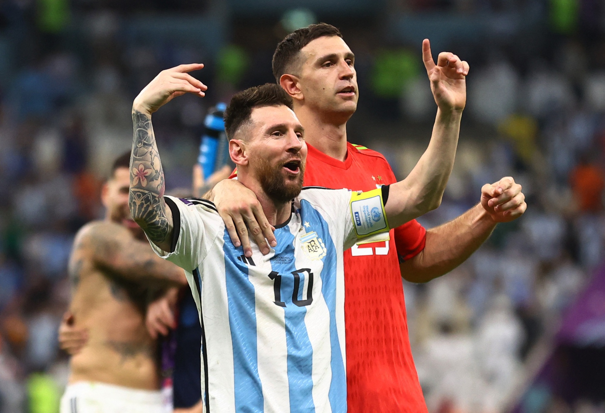 Đối với các fan hâm mộ bóng đá, điều đầu tiên mà họ nghĩ đến khi nhắc đến Argentina là Messi. Hãy cùng thưởng thức các bức ảnh của Messi trong đội tuyển Argentina và bạn sẽ ngập tràn cảm xúc. Bạn sẽ được hòa mình vào cuộc đua của đội tuyển này trong các giải đấu quan trọng.