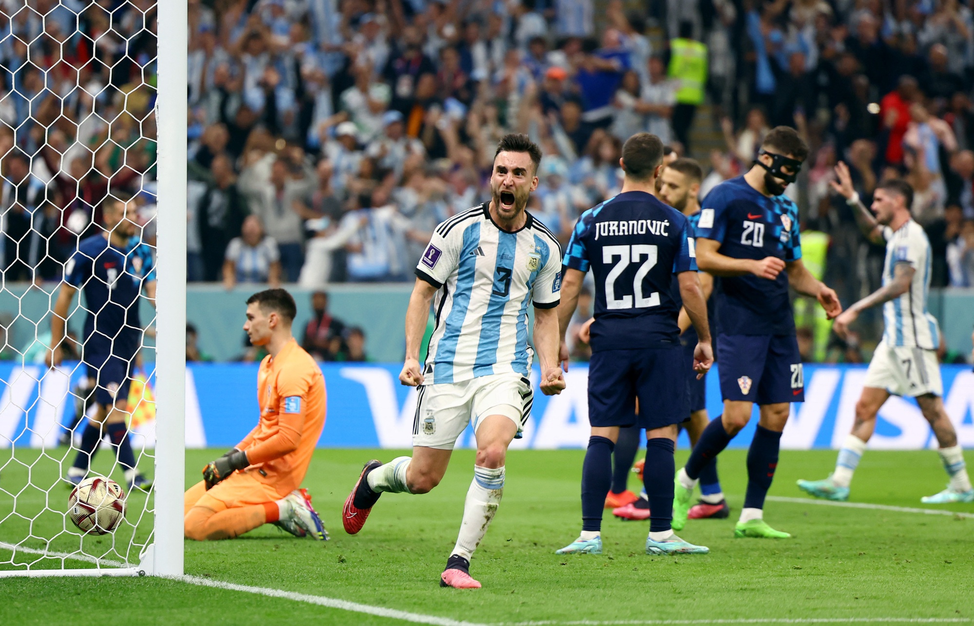 Messi tỏa sáng, Argentina thắng đậm Croatia, vào chung kết World Cup 2022 - Ảnh 9.