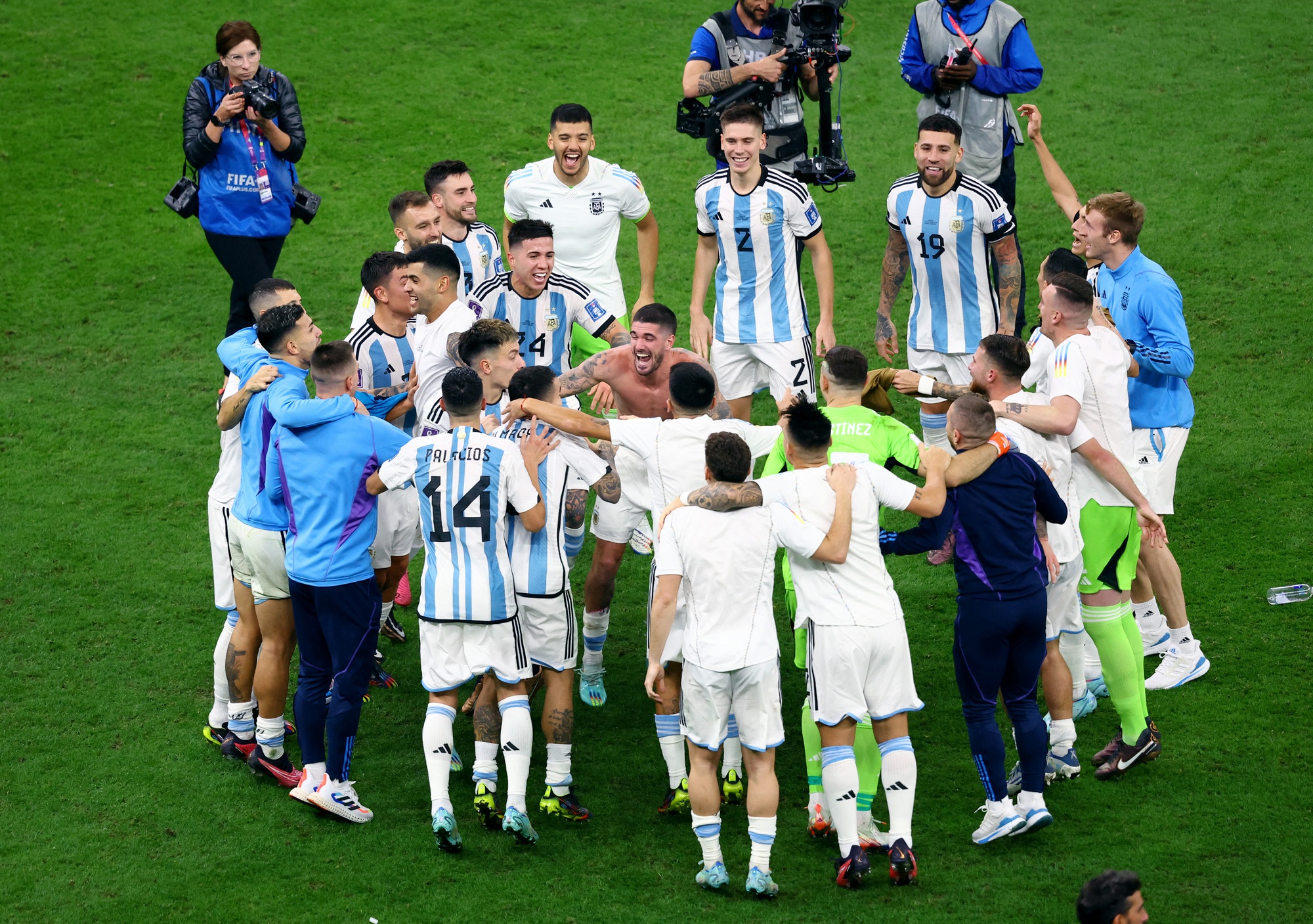 Messi tỏa sáng, Argentina thắng đậm Croatia, vào chung kết World Cup 2022 - Ảnh 13.
