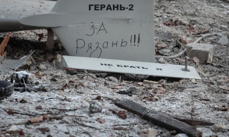 Ukraine bắn hạ toàn bộ máy bay không người lái của Nga - Ảnh 2.