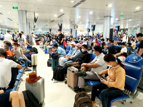 Chống nghẽn sân bay Tân Sơn Nhất dịp Tết