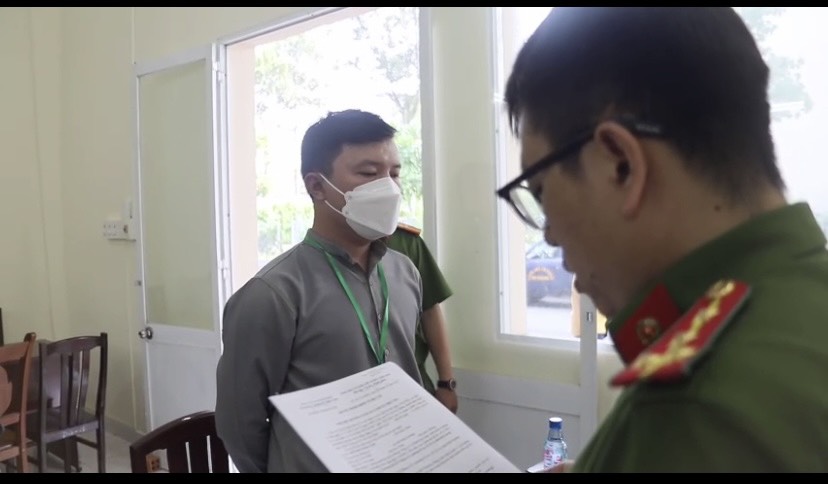 Công an TP HCM nói về bộu đắc lực của bị can Nguyễn Phương Hằng - Ảnh 3.