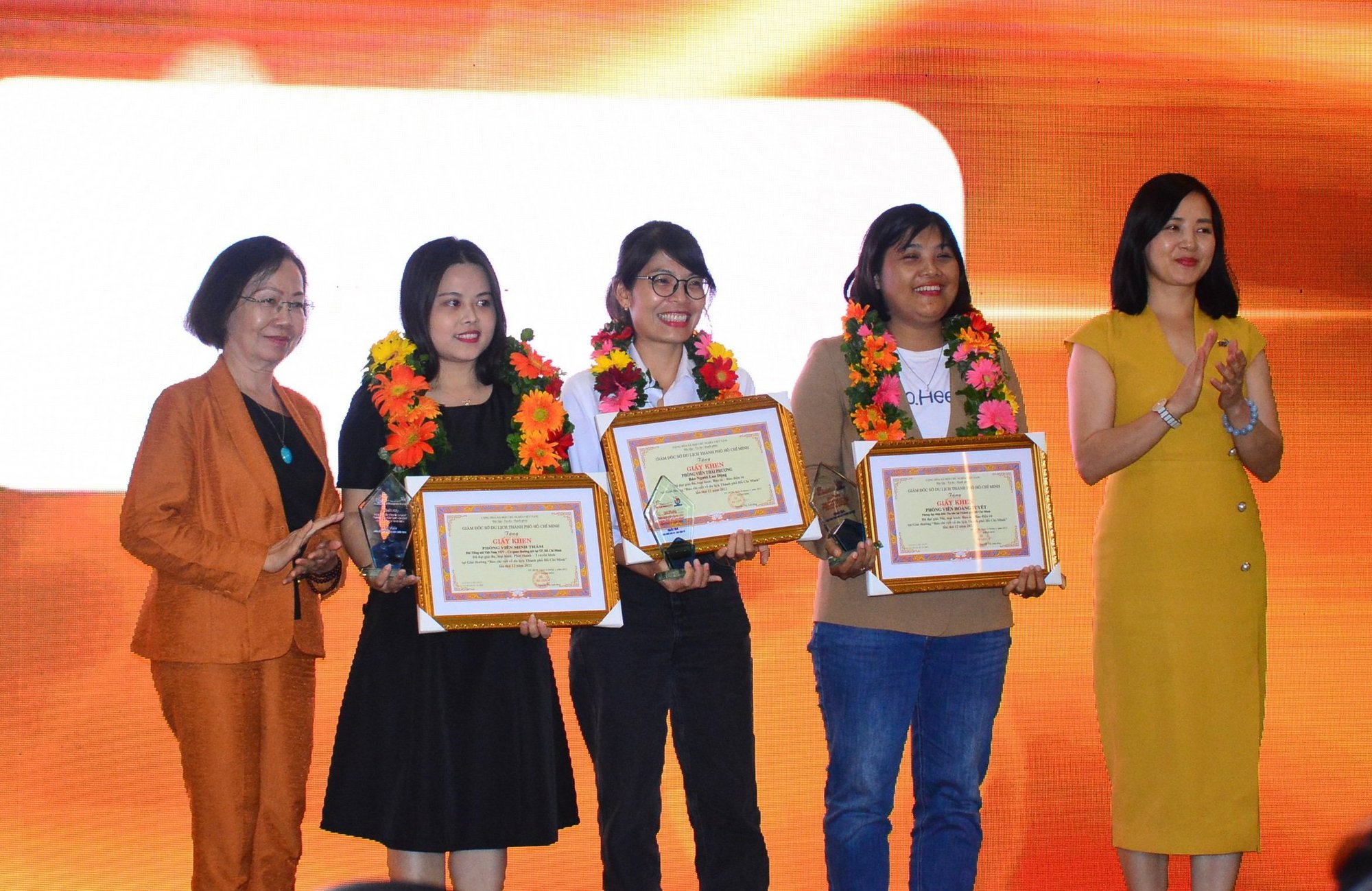 Báo Người Lao Động đoạt Giải báo chí viết về du lịch TP HCM năm 2022 - Ảnh 1.