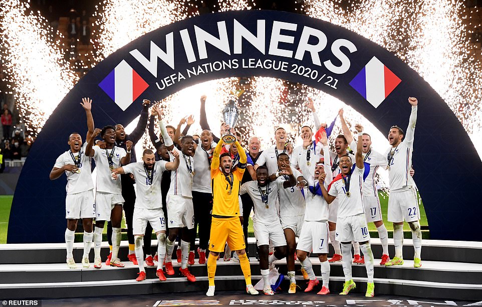 Pháp hụt ngôi vô địch World Cup, Benzema tuyên bố chia tay Les Bleus - Ảnh 7.