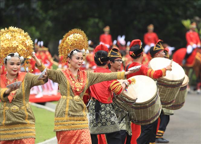 Cận cảnh lễ đón trọng thể Chủ tịch nước Nguyễn Xuân Phúc thăm Indonesia - Ảnh 12.