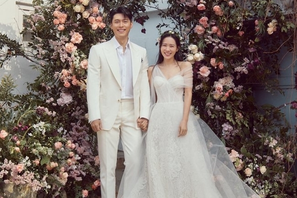 Son Ye-jin đăng ảnh đầu tiên của con đầu lòng với Hyun Bin - Ảnh 3.