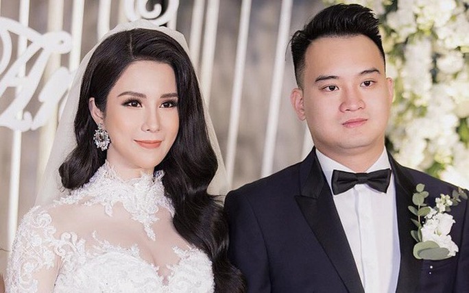 Showbiz 2022: Những cuộc “đại chiến” ly hôn và hậu ly hôn - Ảnh 4.