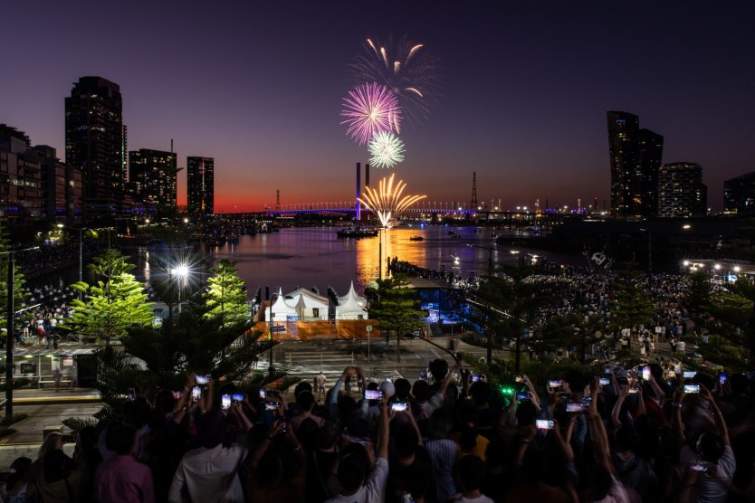 Pháo hoa mừng năm mới 2023 bừng sáng Sydney - Úc - Ảnh 9.