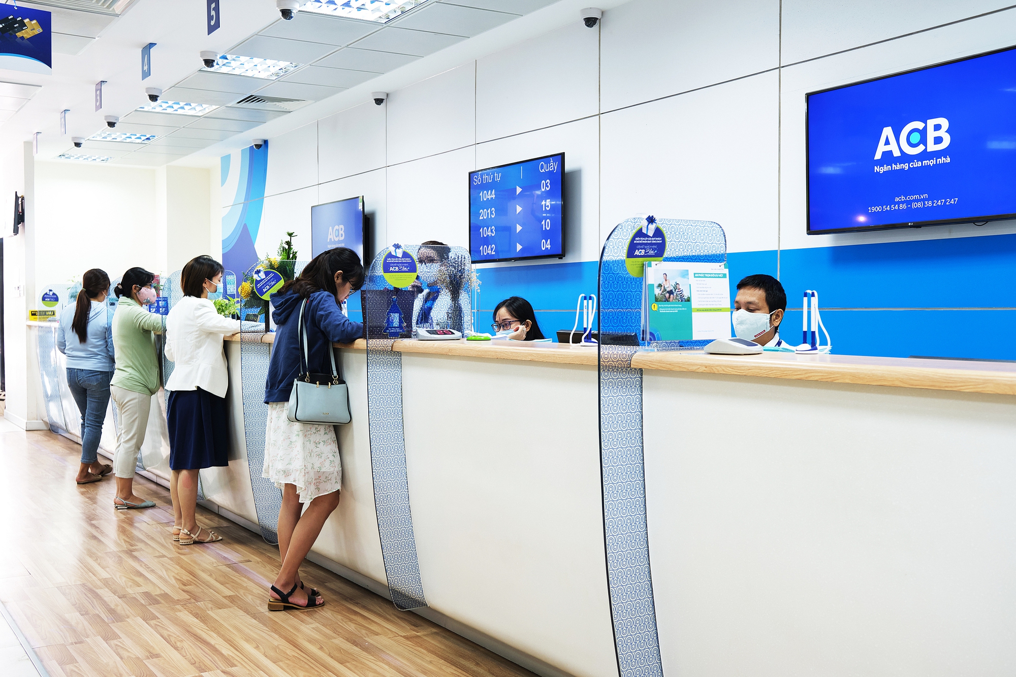 ACB giảm lãi suất cho vay - Ảnh 1.