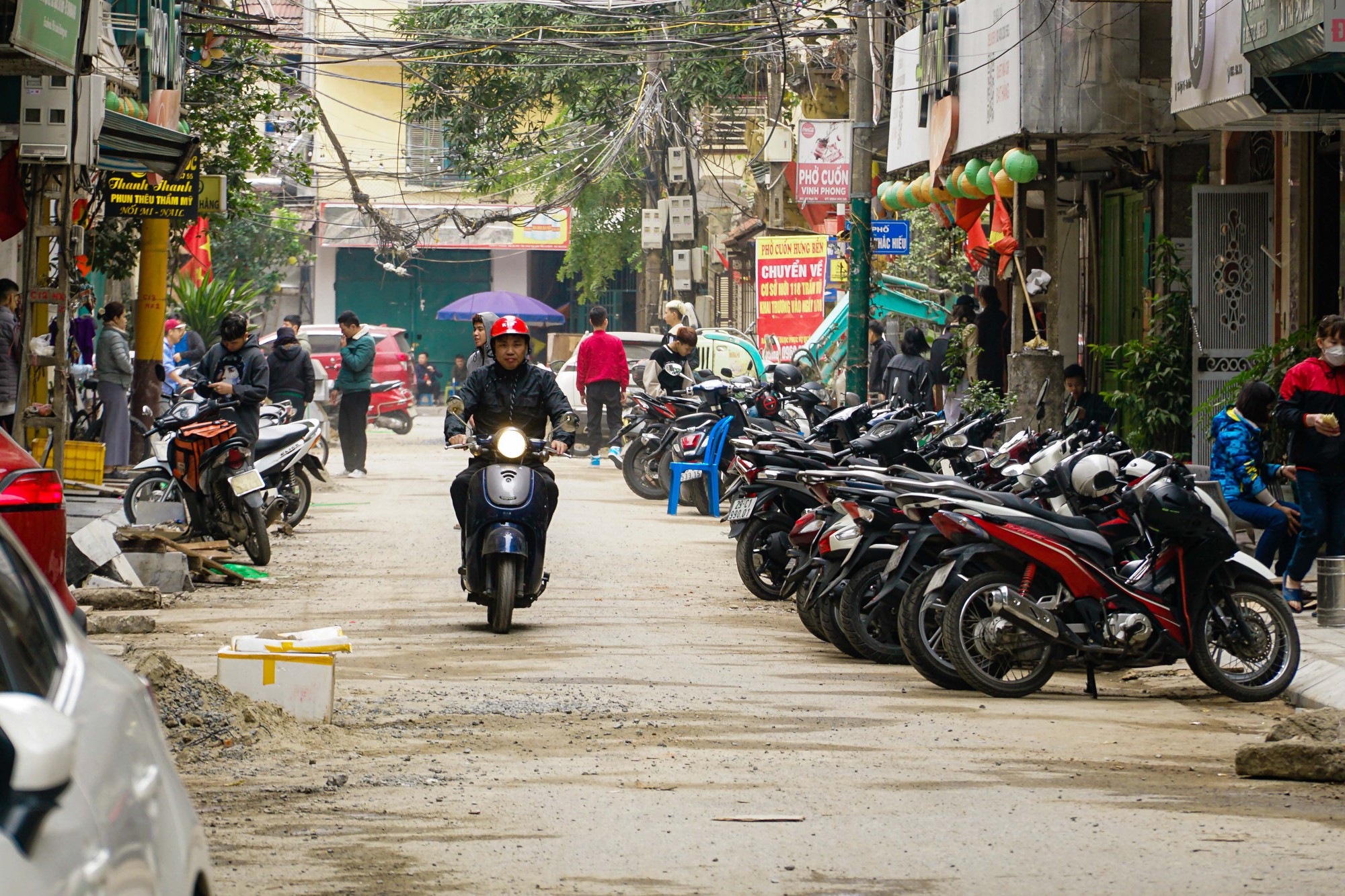 Gấp rút hoàn thiện tuyến phố đi bộ Trúc Bạch - Ảnh 11.