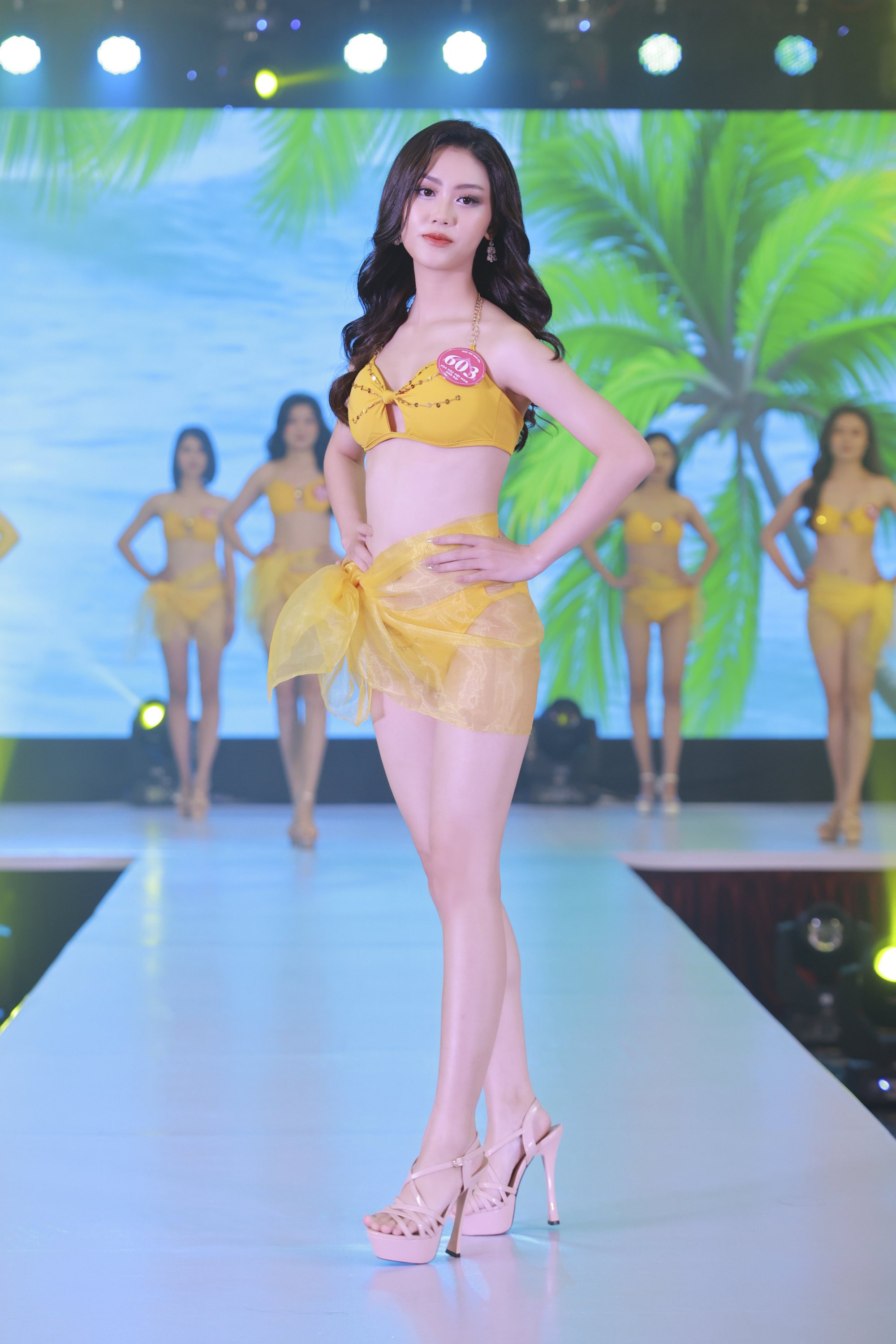 Nhan sắc bốc lửa của 25 thí sinh vào chung kết Hoa hậu Việt Nam Thời đại 2022 - Ảnh 4.