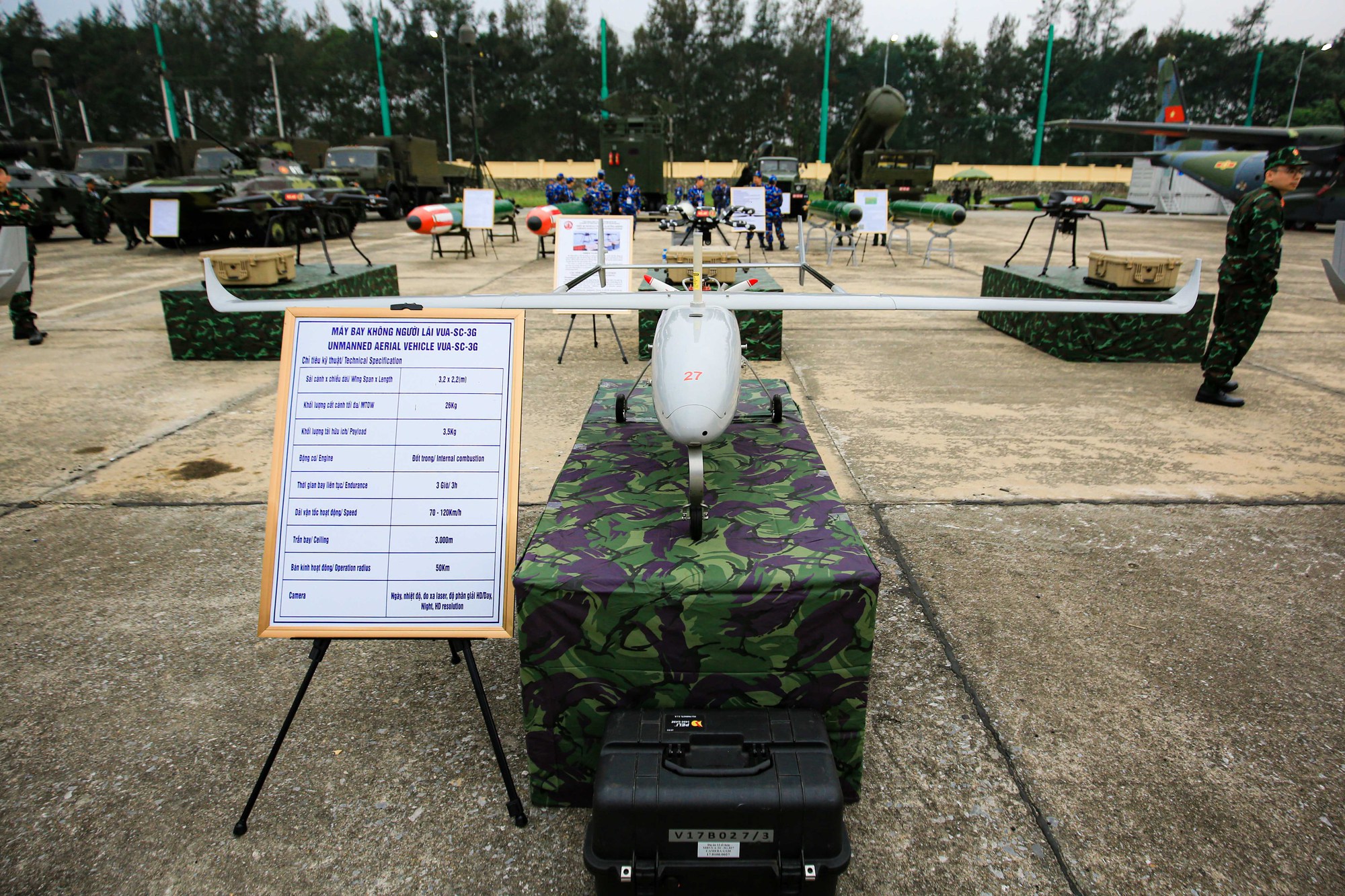 Cận cảnh dàn vũ khí, khí tài quân sự hiện đại ở triển lãm Quốc phòng Việt Nam 2022 - Ảnh 5.