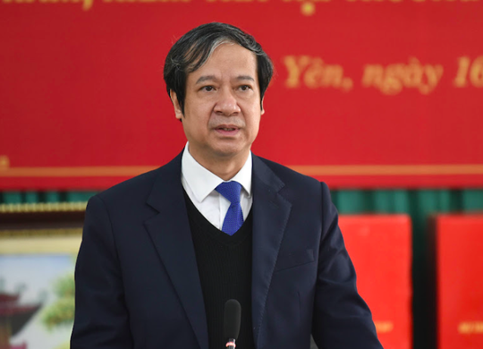 Bộ trưởng Nguyễn Kim Sơn: Đề xuất gói hỗ trợ giáo viên và nhà trường hơn 800 tỉ đồng - Ảnh 1.