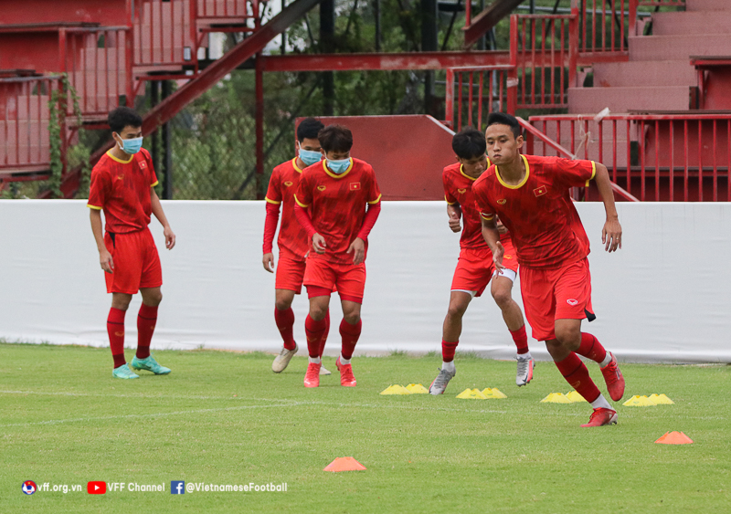 Tuyển U23 Việt Nam có thêm 7 cầu thủ trước trận tái đấu U23 Thái Lan - Ảnh 3.