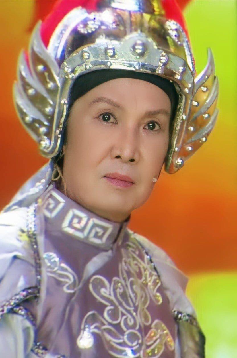 Vũ Linh trở lại sàn diễn sau lần xuất hiện trong chương trình Mai Vàng lần 27 - Ảnh 2.