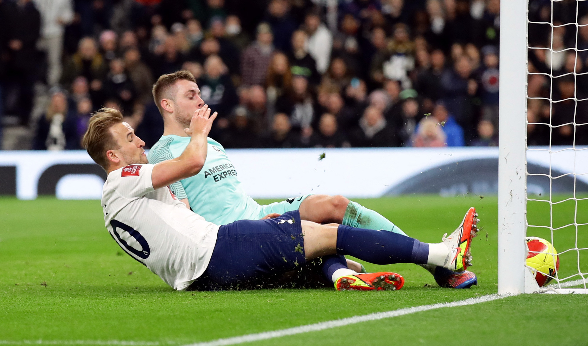 Thắng tưng bừng, Man City và Tottenham vào vòng 5 FA Cup - Ảnh 9.