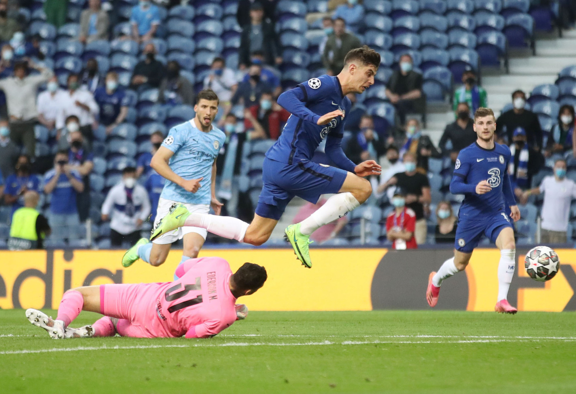 Tứ kết Champions League: Chelsea đại chiến Real Madrid, Man City đối đầu Atletico - Ảnh 3.