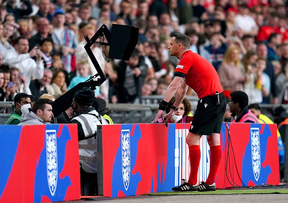 Harry Kane chạm mốc bàn thắng ấn tượng, Anh ngược dòng đánh bại Thụy Sĩ ở Wembley - Ảnh 5.