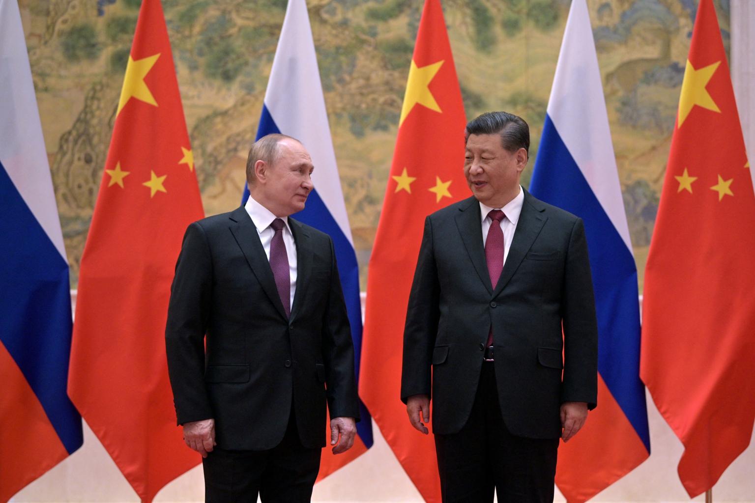 Trung Quốc phản ứng thông tin yêu cầu Nga hoãn tấn công Ukraine - Ảnh 2. Trung Quốc phản ứng thông tin yêu cầu Nga hoãn tấn công Ukraine - Ảnh 2.