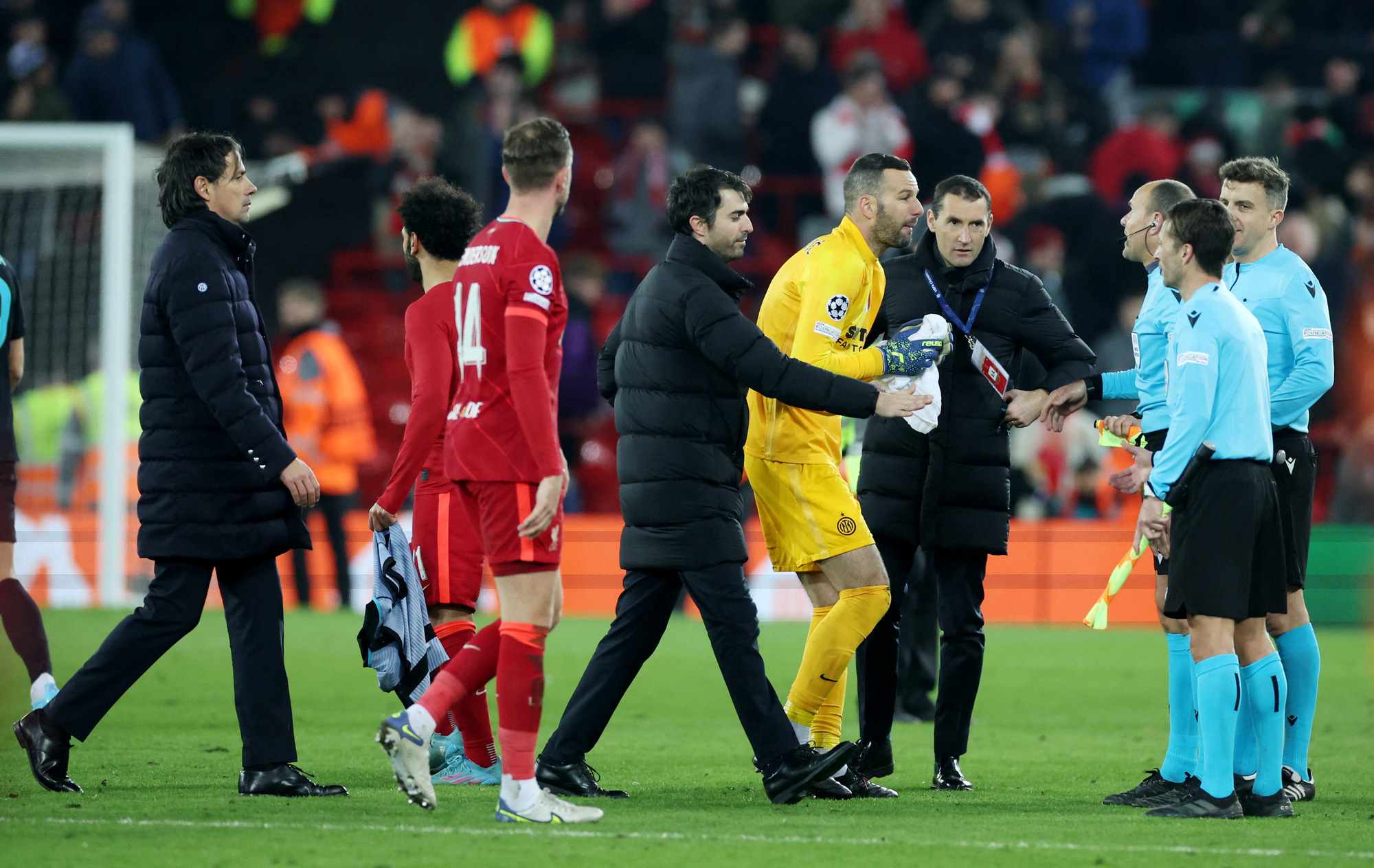 Hạ Liverpool bằng siêu phẩm, Inter Milan vẫn dừng bước Champions League - Ảnh 7.