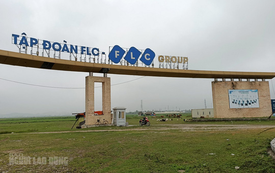 Chấm dứt dự án hơn 2.300 tỉ đồng của FLC sau 7 năm mới xây được cái cổng chào - Ảnh 2.