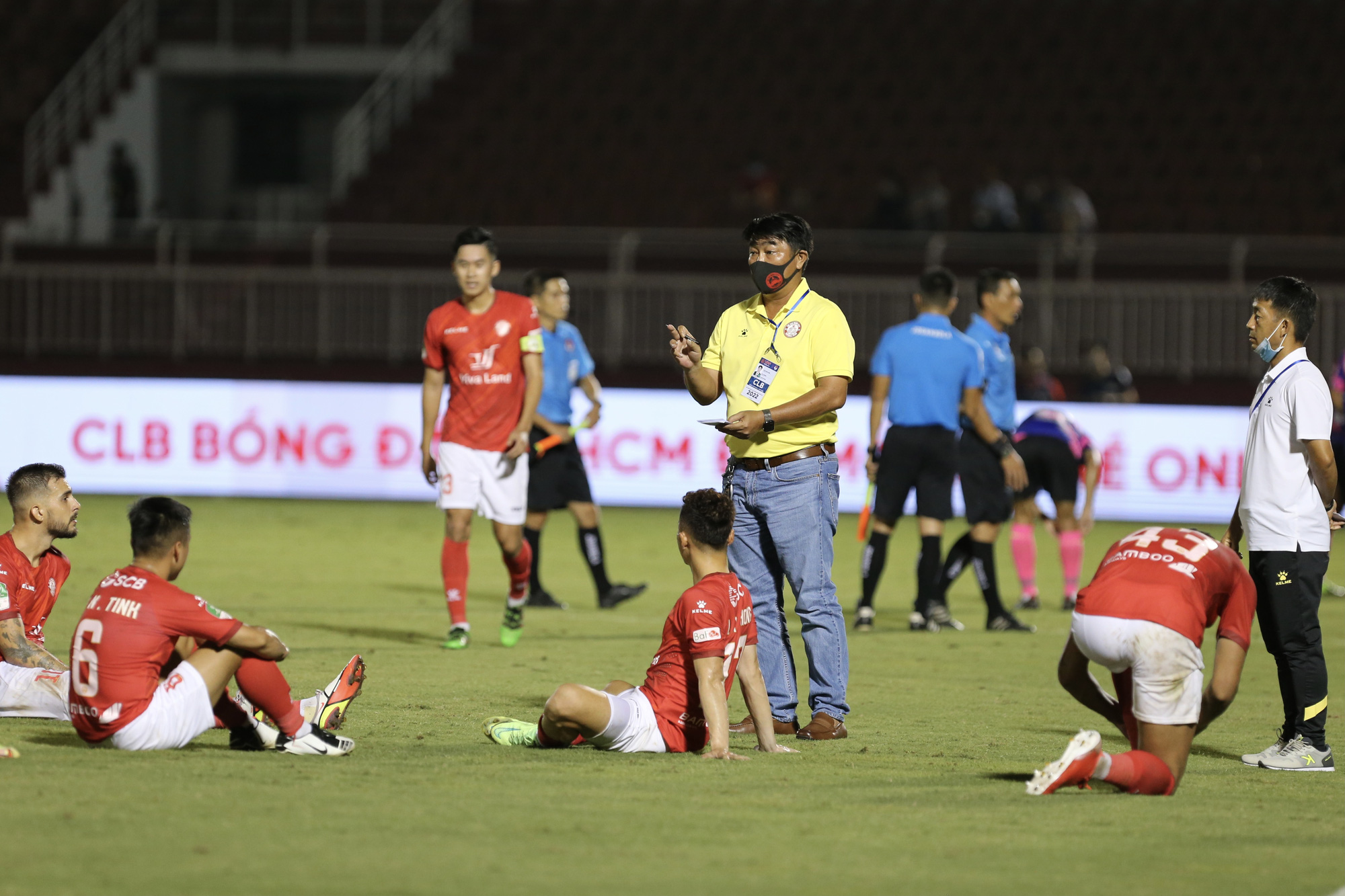 Cầu thủ Sài Gòn FC hạnh phúc vỡ oà khi lọt vào tứ kết Cúp Quốc gia - Ảnh 1.