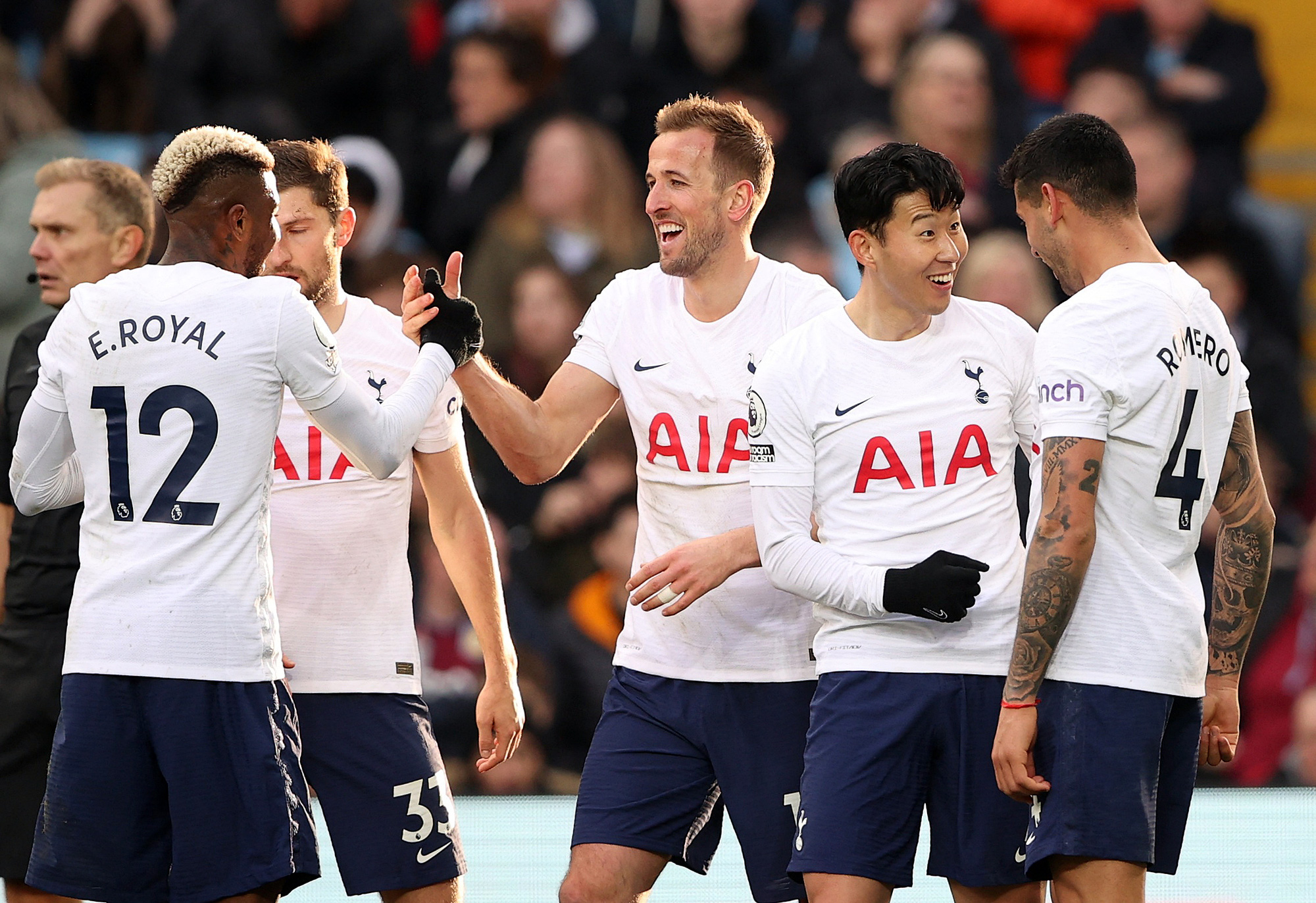 Son Heung-min lập hat-trick, Tottenham bay cao Top 4 Ngoại hạng Anh - Ảnh 7.