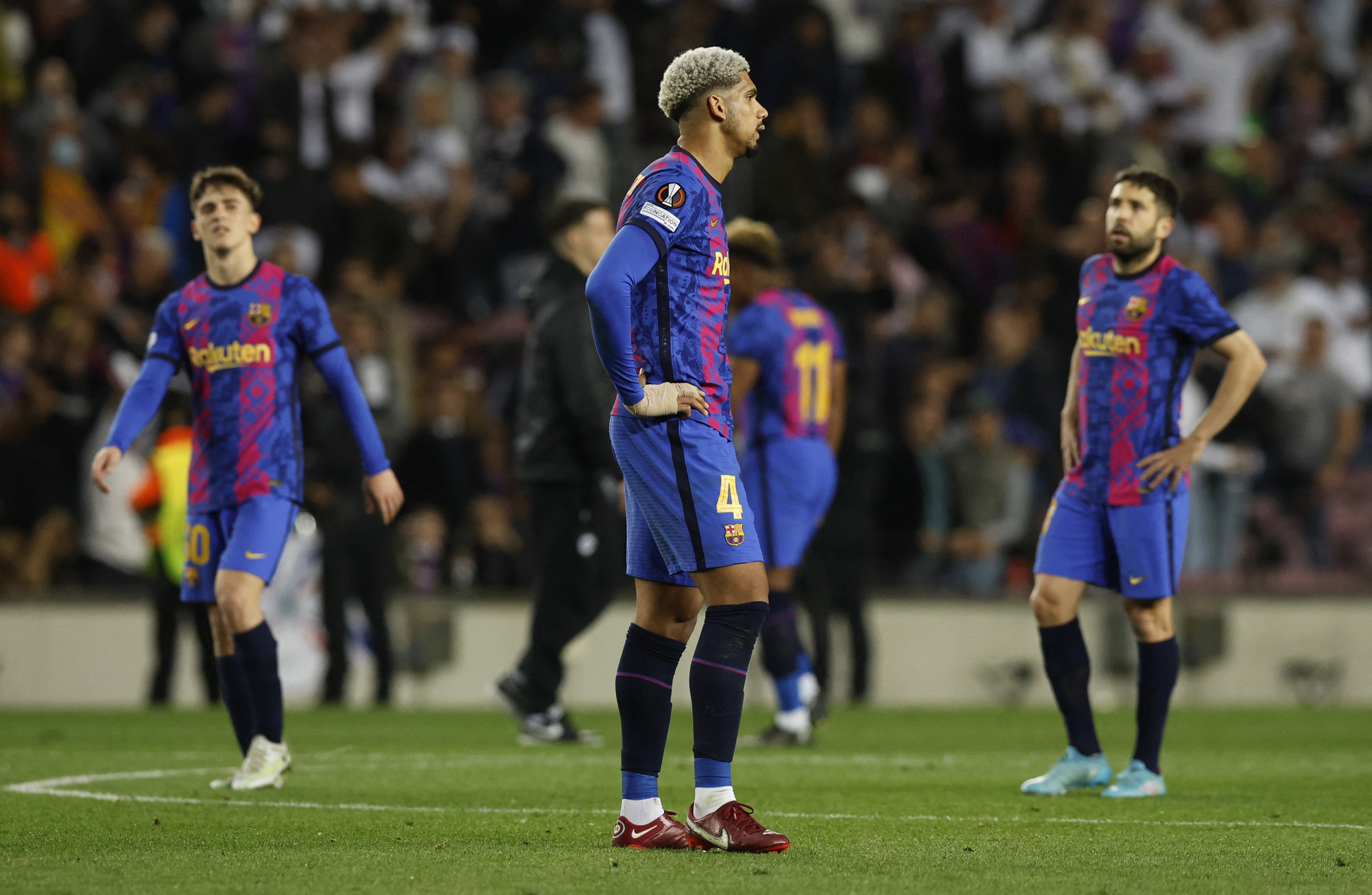 Địa chấn ở Nou Camp, Barcelona bị loại ở tứ kết Europa League - Ảnh 7.