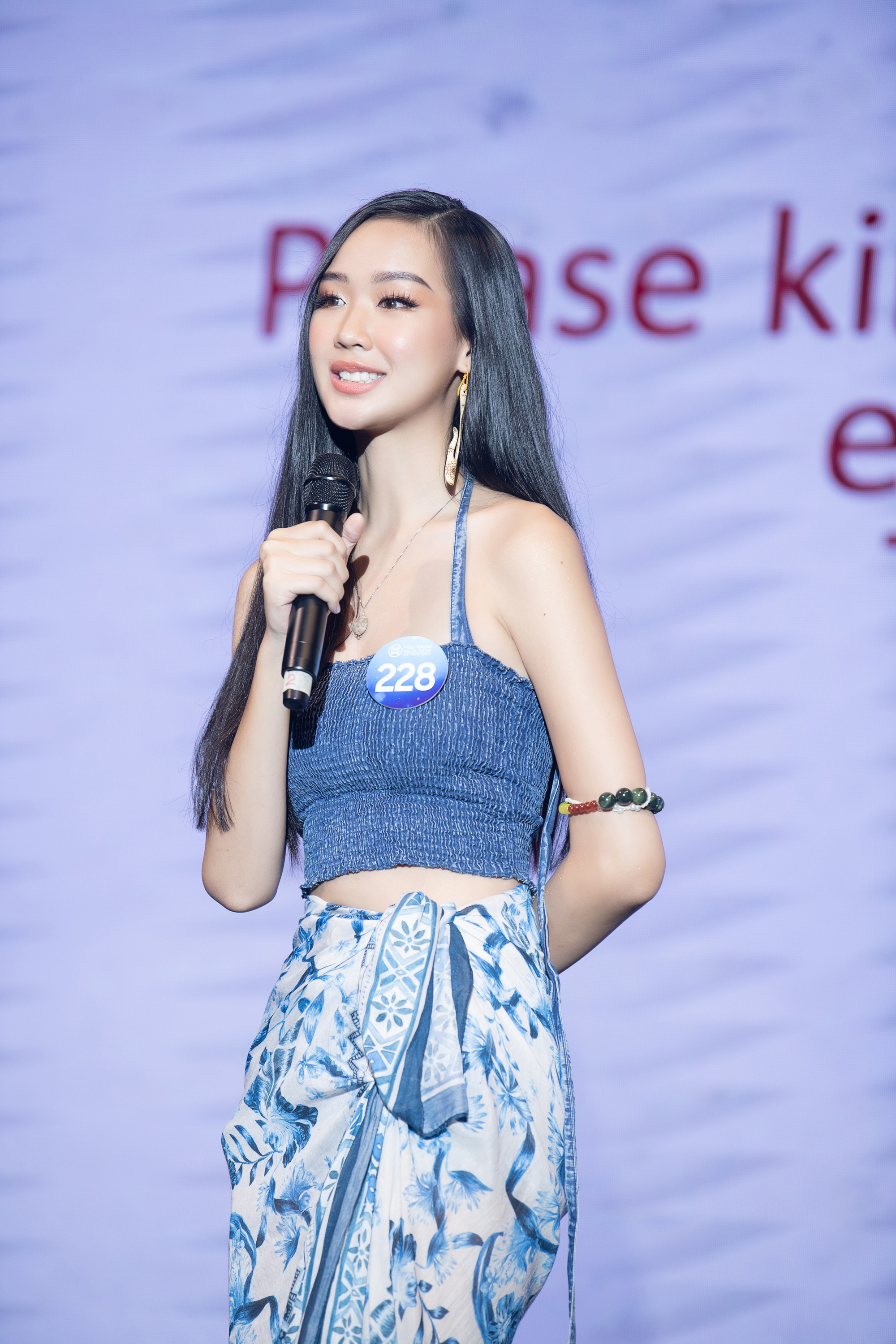 Hoa hậu Thế giới Việt Nam 2022: Người đẹp cao 1,85 m, đạt IELTS 8.0 vào thẳng chung kết - Ảnh 1.