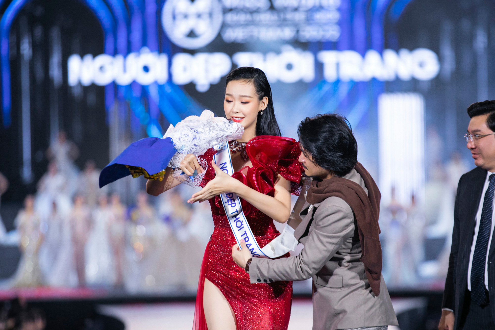 Hoa hậu Thế giới Việt Nam 2022: Người đẹp cao 1,85 m, đạt IELTS 8.0 vào thẳng chung kết - Ảnh 2.