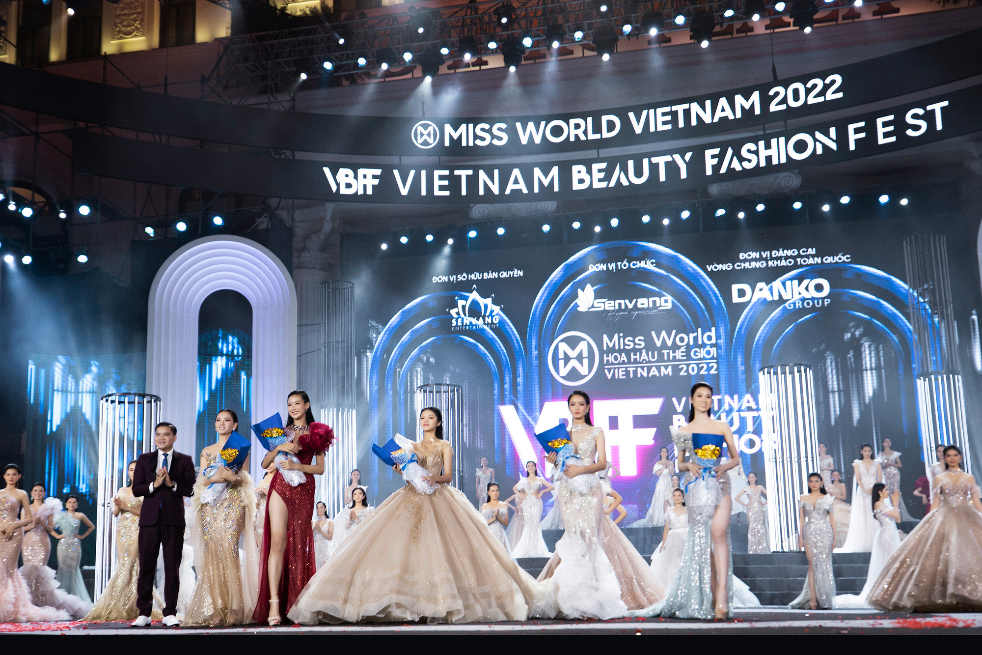 Hoa hậu Thế giới Việt Nam 2022: Người đẹp cao 1,85 m, đạt IELTS 8.0 vào thẳng chung kết - Ảnh 4.