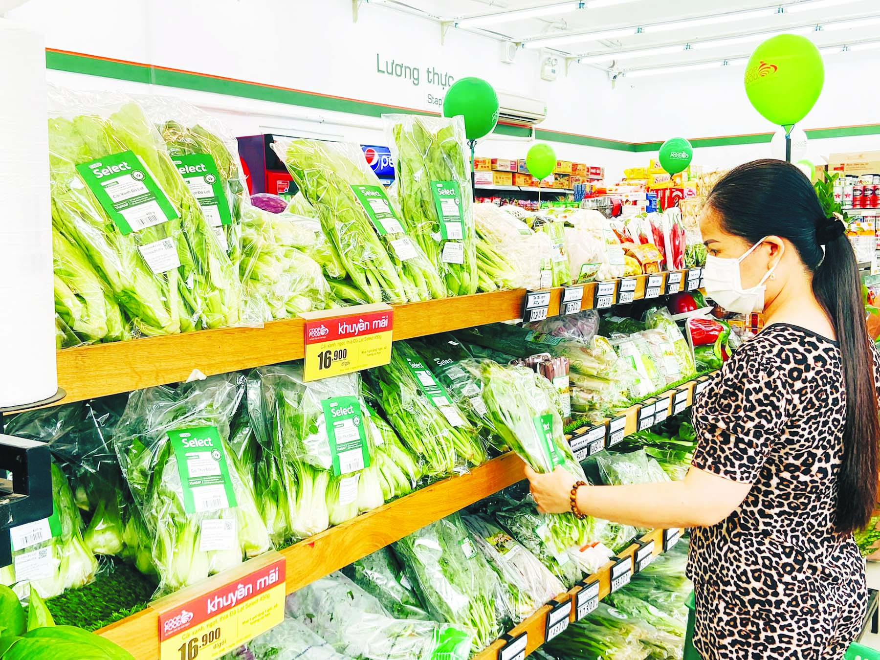 Nhà “Co.op” đón lễ sớm - Ảnh 1.