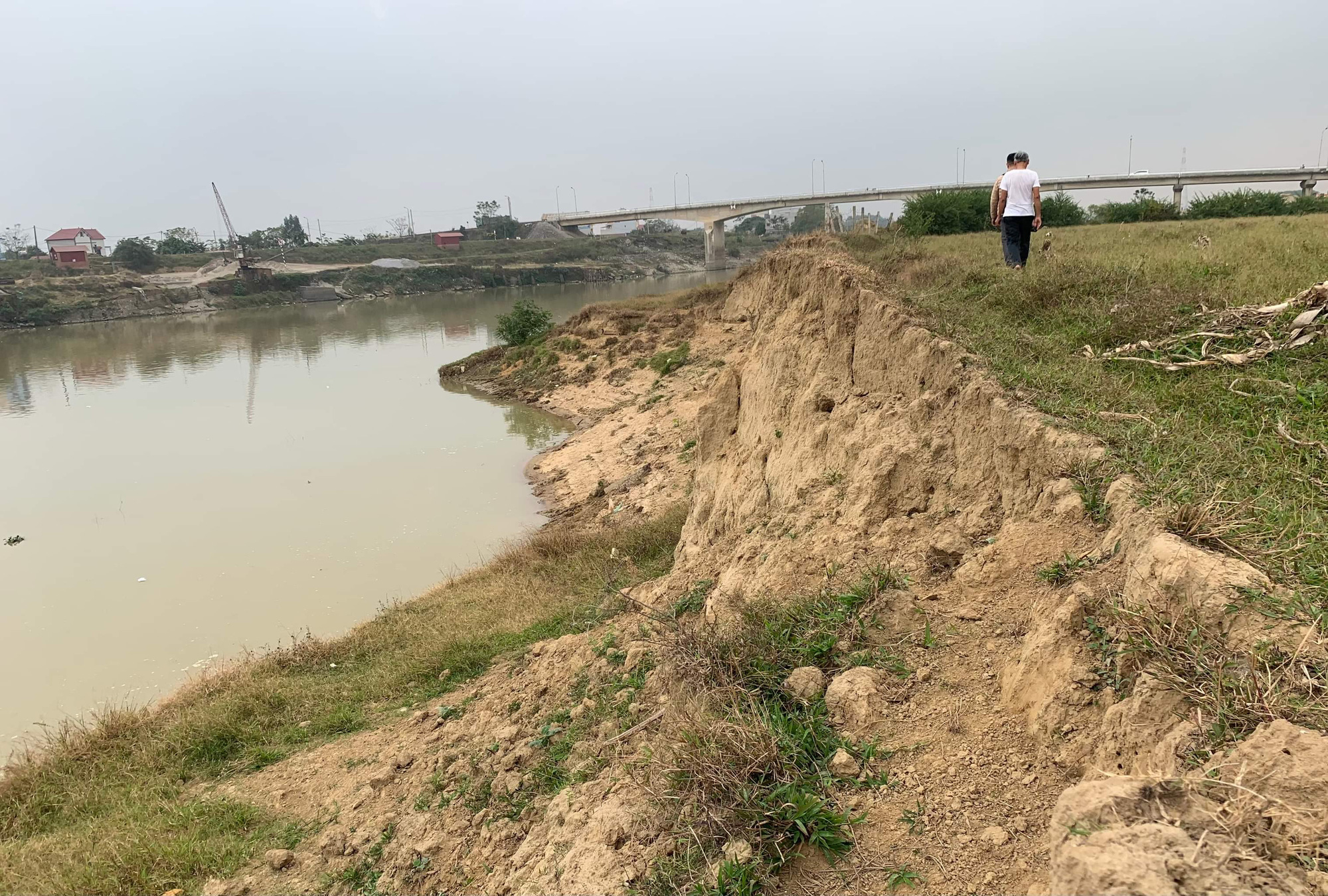 Hai nông dân mâu thuẫn khi đi lấy nước ruộng, người thương tật, kẻ đi tù- Ảnh 2.
