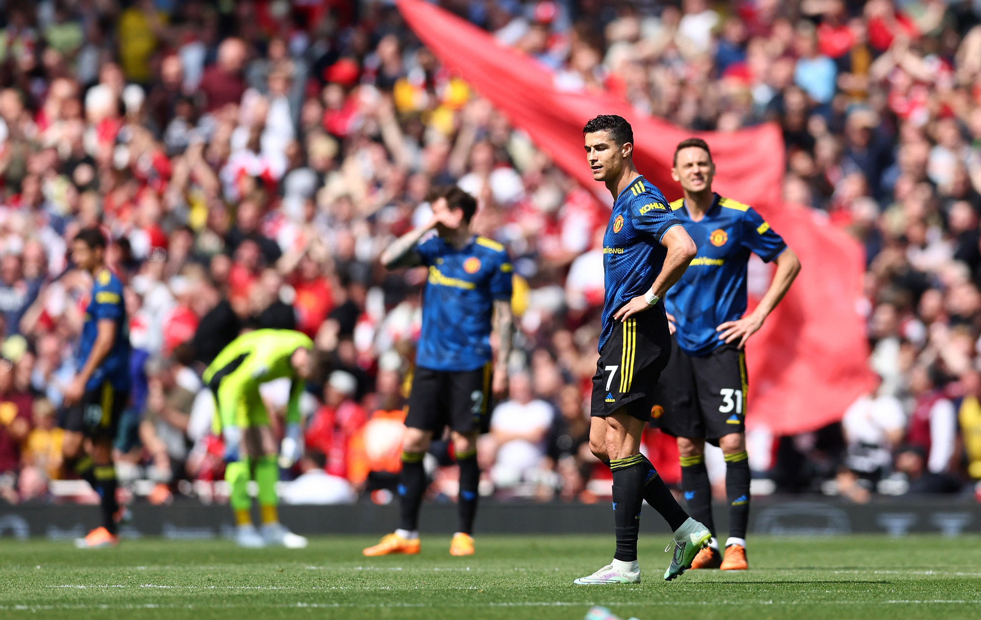Man United lại khiến các fan thất vọng khi thua đậm Arsenal 1-3 - Ảnh 8.