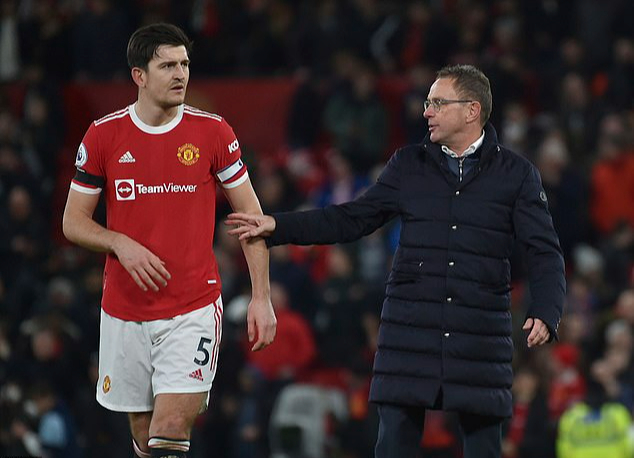 Biệt thự gia đình bị dọa đánh bom, Harry Maguire có nguy cơ rời Man United - Ảnh 4. Biệt thự gia đình bị dọa đánh bom, Harry Maguire có nguy cơ rời Man United - Ảnh 4.