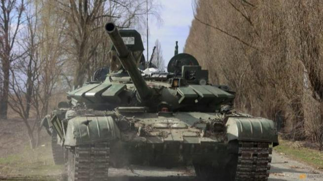 Ba Lan gửi xe tăng cho Ukraine, Nga cảnh báo nguy cơ “thế chiến thứ 3” - Ảnh 1.