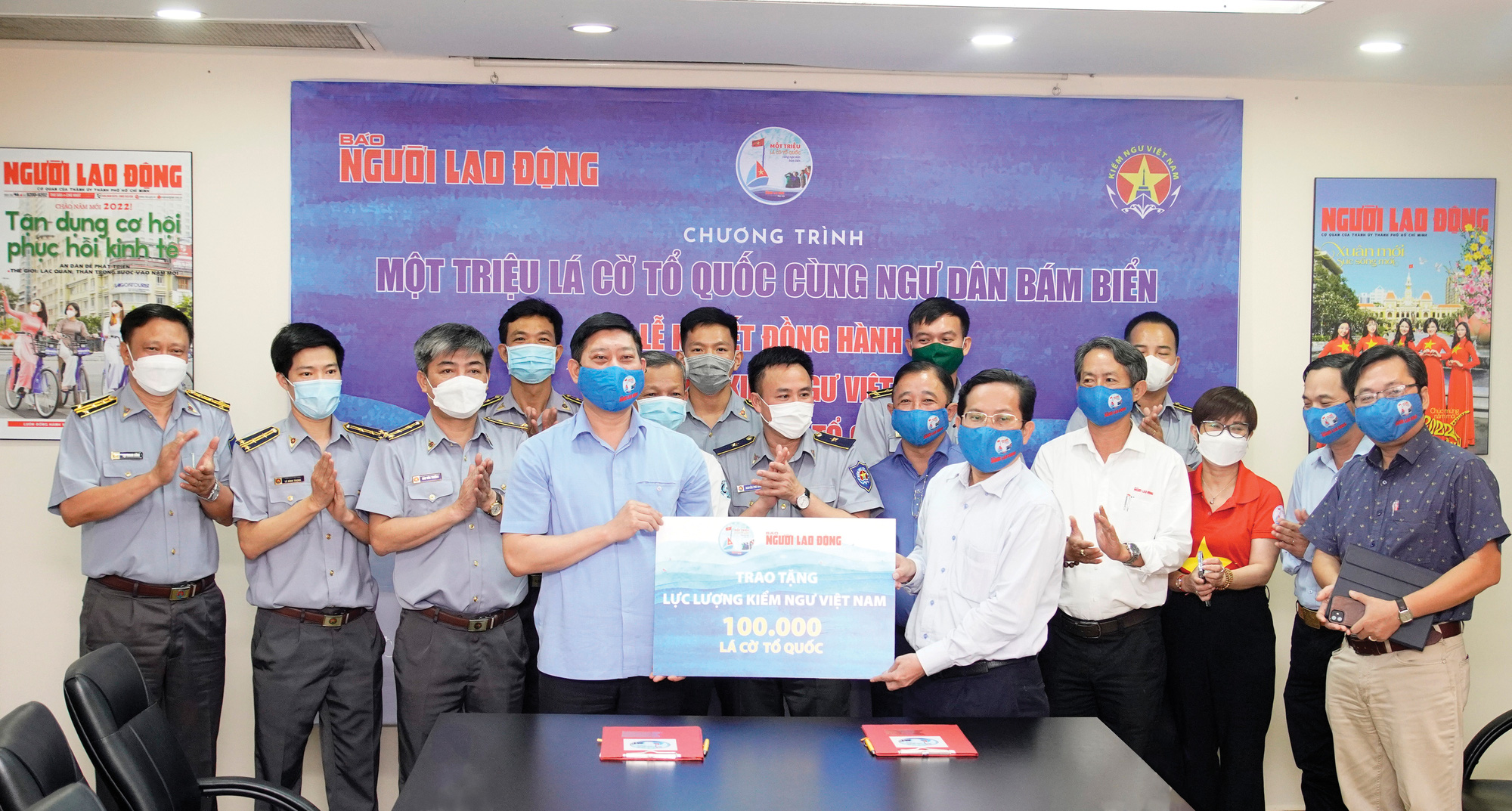 Lan tỏa lòng yêu nước - Ảnh 1. Lan tỏa lòng yêu nước - Ảnh 1.