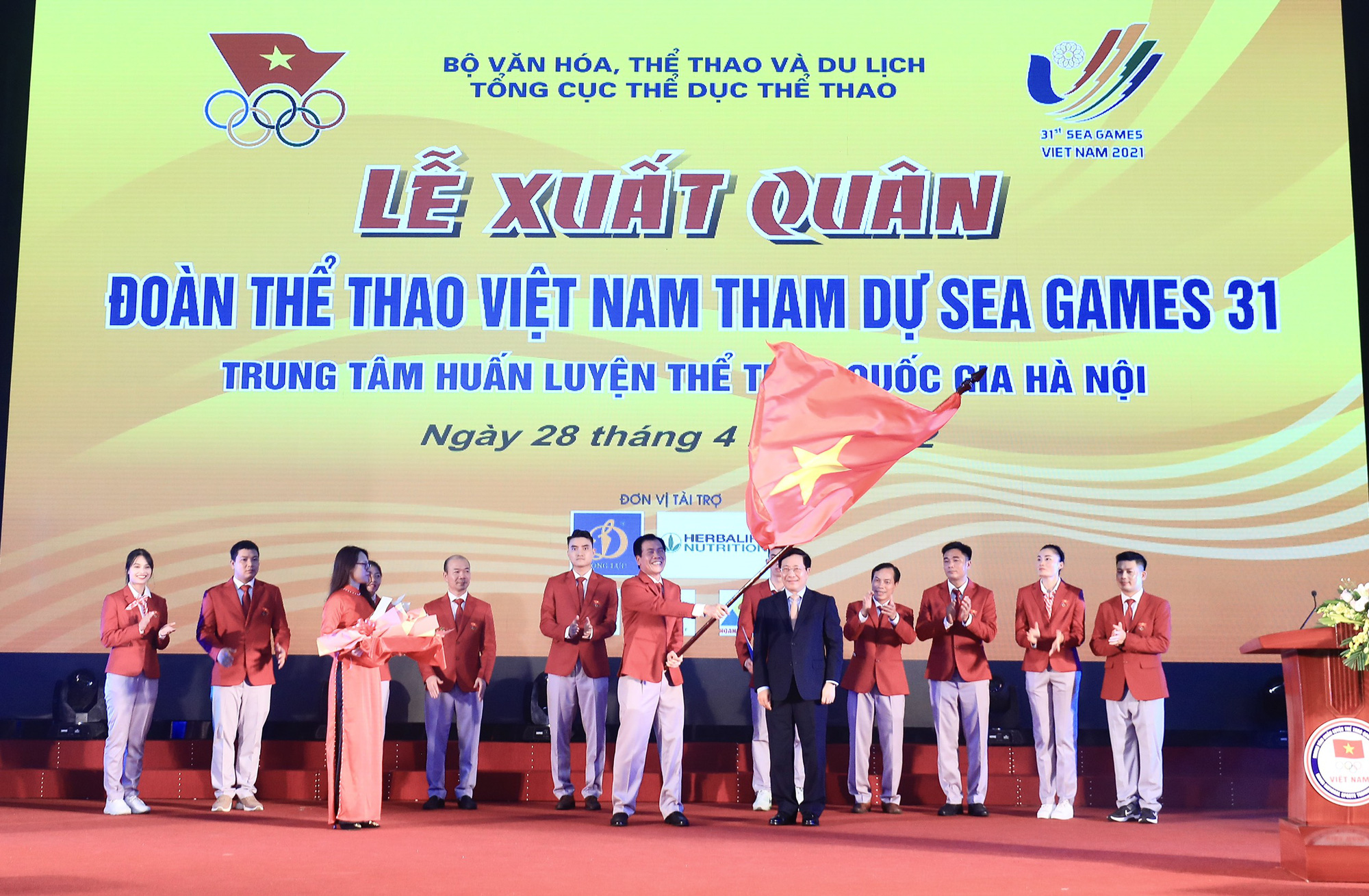 Lễ xuất quân của đoàn thể thao Việt Nam tại SEA Games 31 - Ảnh 1.