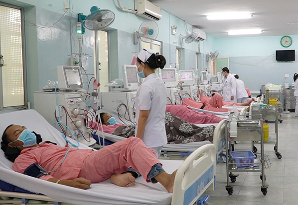 Bộ Y tế lên tiếng về việc Bệnh viện Chợ Rẫy thiếu thuốc chống thải ghép - Ảnh 1.