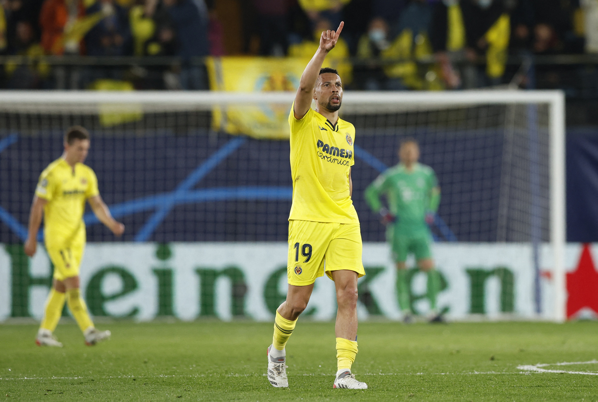 Bayern Munich thất thủ trước Villarreal, tạo cơn địa chấn ở Champions League - Ảnh 3.