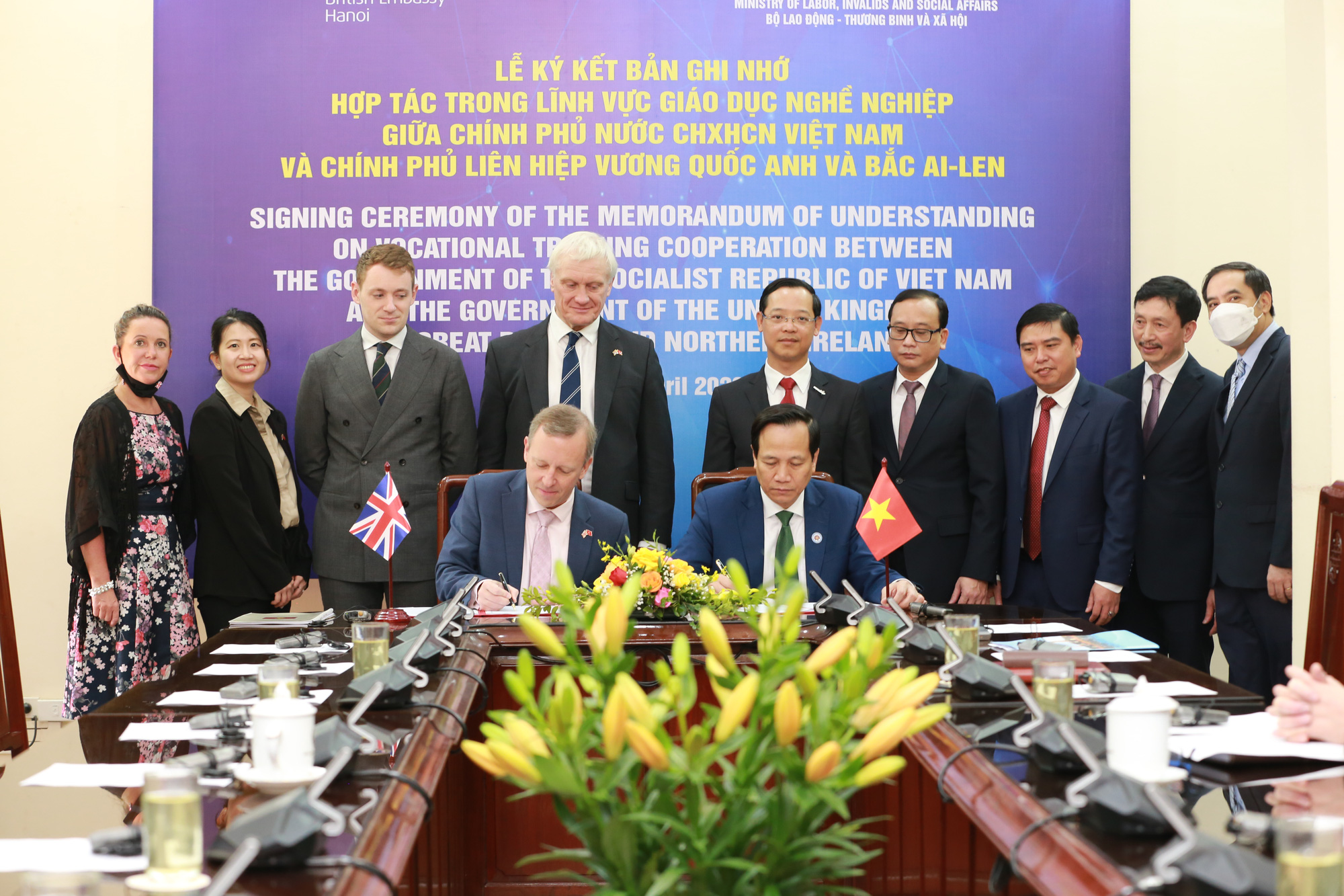 Hoạt động dày đặc của Đặc phái viên Thương mại Thủ tướng Anh tại Việt Nam - Ảnh 5.