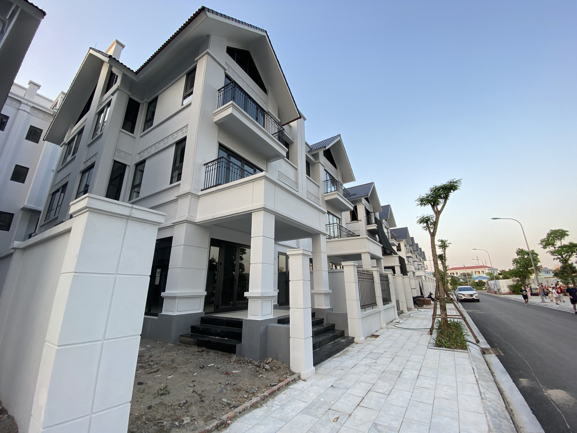 Kiểm tra tính liêm chính của cán bộ thuế trong thu thuế chuyển nhượng bất động sản - Ảnh 1. Kiểm tra tính liêm chính của cán bộ thuế trong thu thuế chuyển nhượng bất động sản - Ảnh 1.