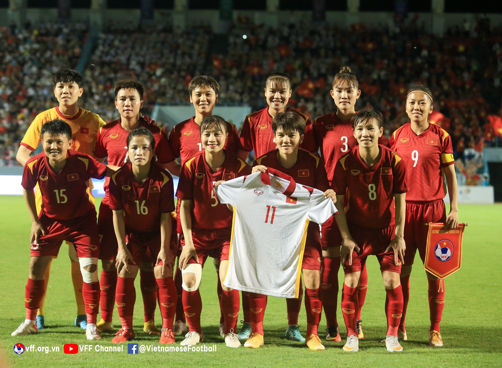 Hành động đẹp trong trận thắng của tuyển nữ Việt Nam tại SEA Games ...