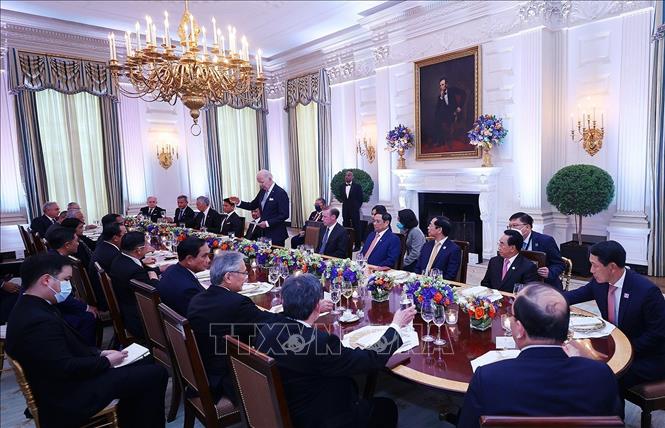 Thủ tướng Phạm Minh Chính dự chiêu đãi của Tổng thống Mỹ Joseph Robinette Biden - Ảnh 9. Thủ tướng Phạm Minh Chính dự chiêu đãi của Tổng thống Mỹ Joseph Robinette Biden - Ảnh 9.