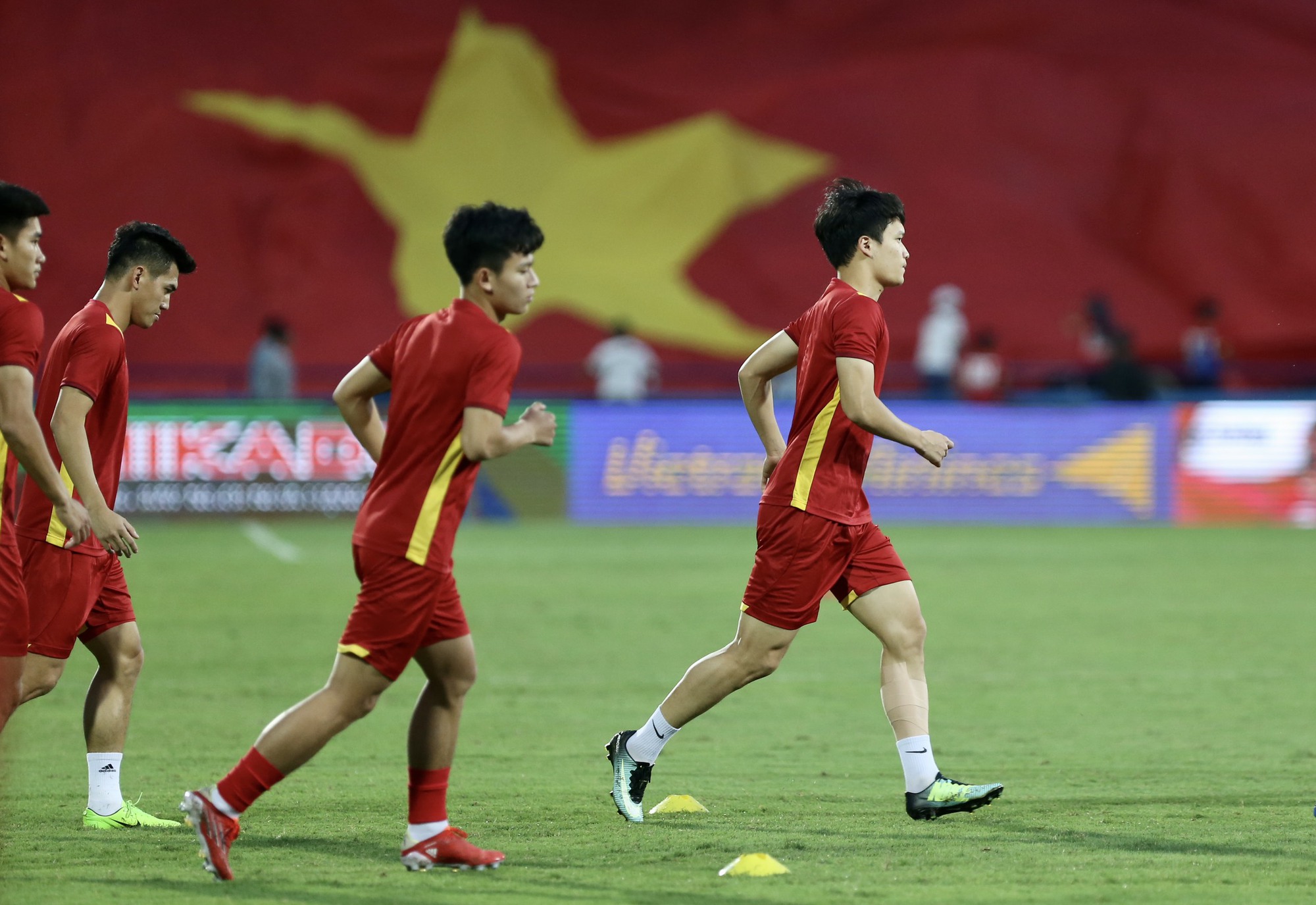 Bình luận bóng đá SEA Games 31: Quyết thắng U23 Timor Leste, chủ nhà giành vé - Ảnh 2. Bình luận bóng đá SEA Games 31: Quyết thắng U23 Timor Leste, chủ nhà giành vé - Ảnh 2.