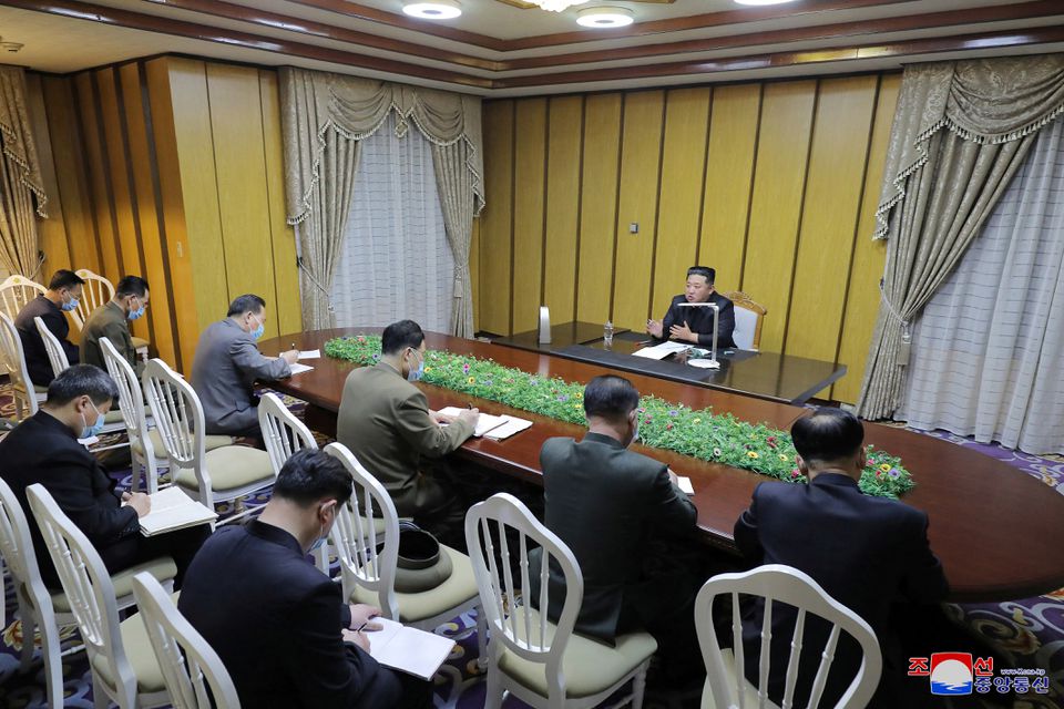 The death toll increased rapidly, the North Korean leader spoke out about the malignant epidemic - Photo 1.
