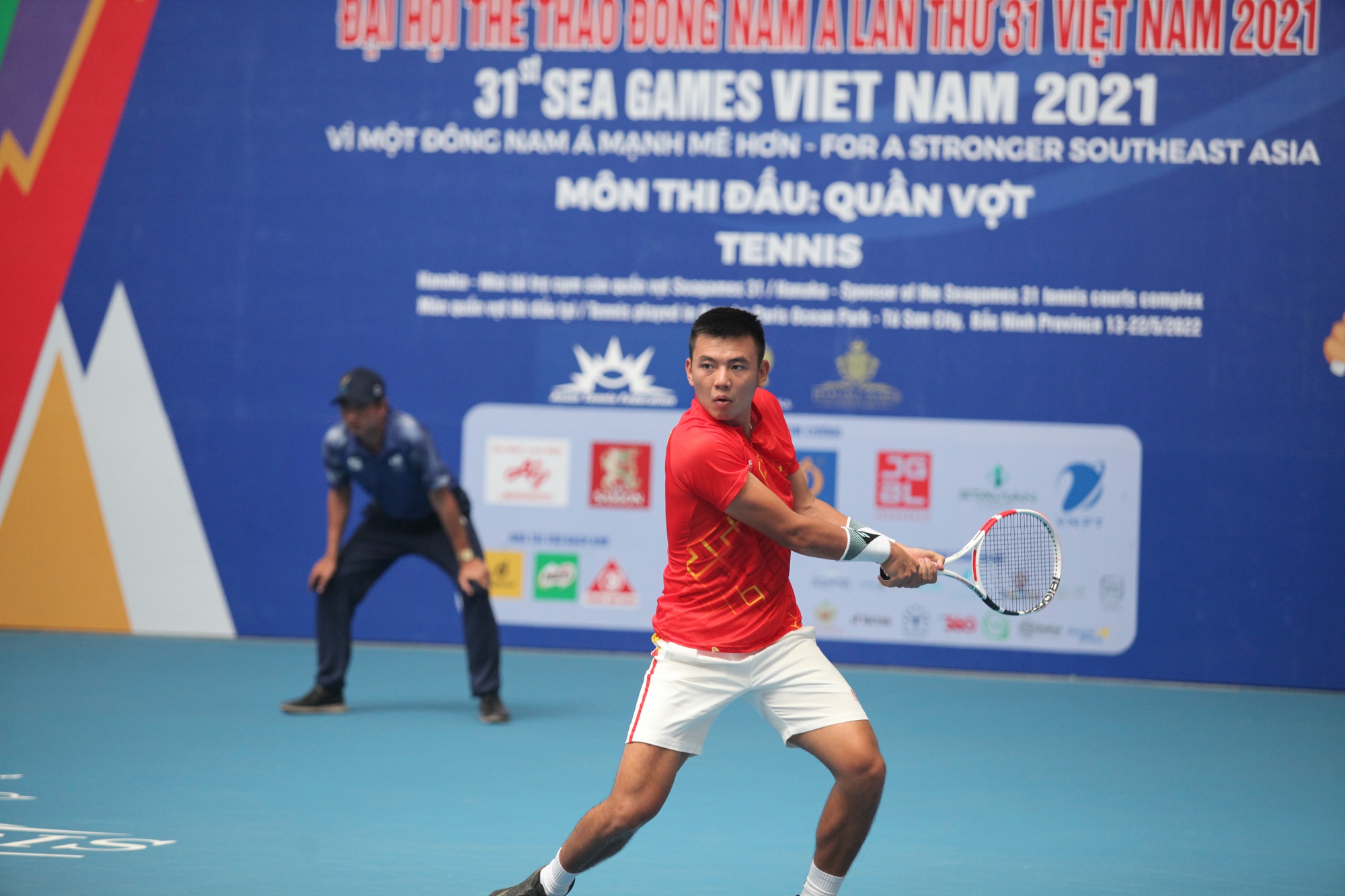 Lý Hoàng Nam, Trịnh Linh Giang giúp uần vợt Việt Nam có ngày thi đấu thành công - Ảnh 1.