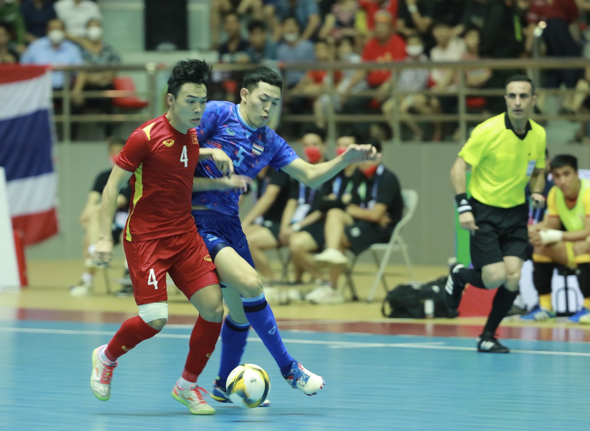 Thua Thái Lan, tuyển Futsal Việt Nam giành HCĐ SEA Games 31 - Ảnh 1.